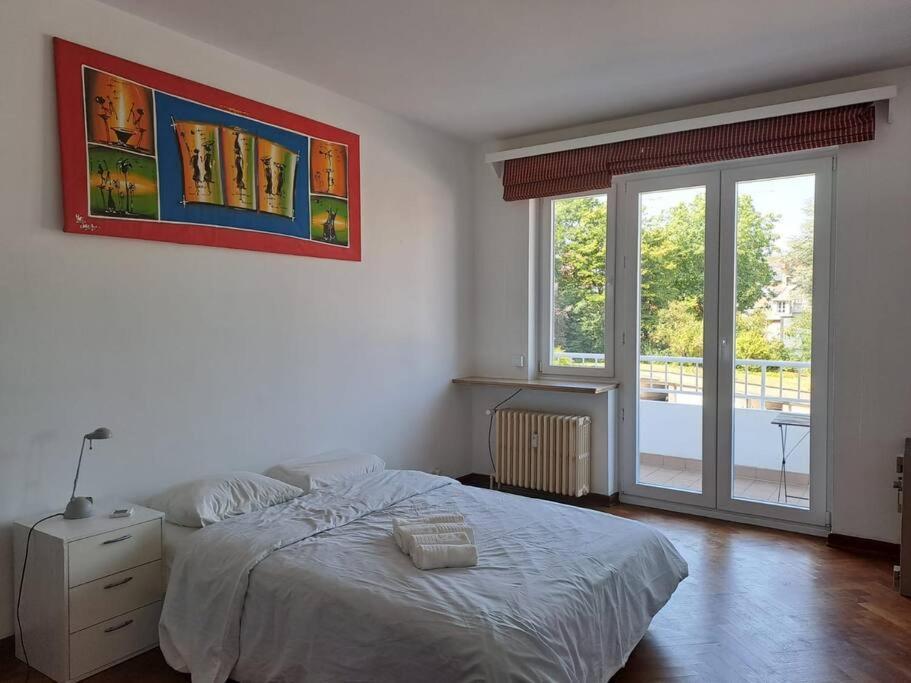 Spacious Apartment Next To Parc Du Cinquantenaire Brüssel Exterior foto